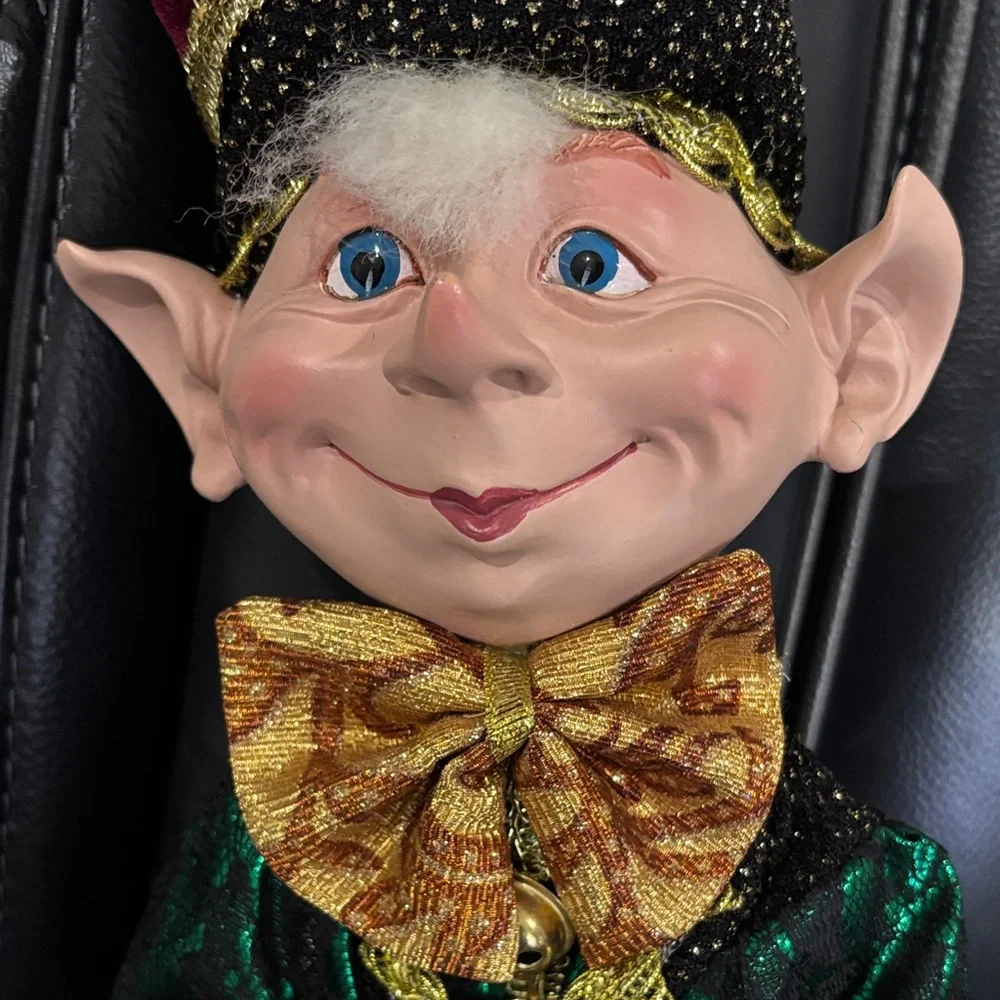 Robert Stanley Festive Posable Christmas Elf Doll with Velvet Outfit 23” - Picture 14 of 16